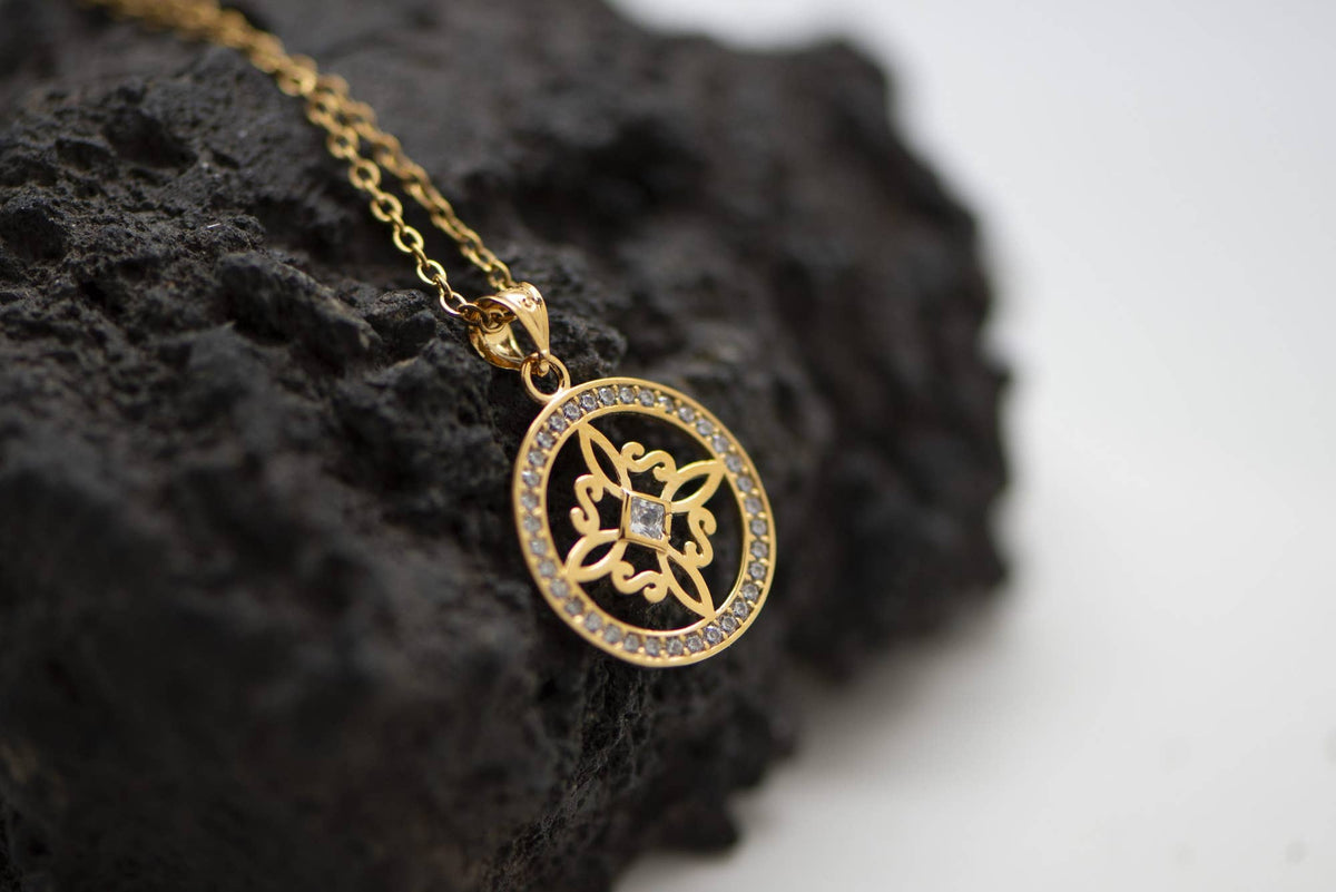 Collier Nœud de Sorcière Cercle Protecteur – Argent ou Or - GinkgoDeco
