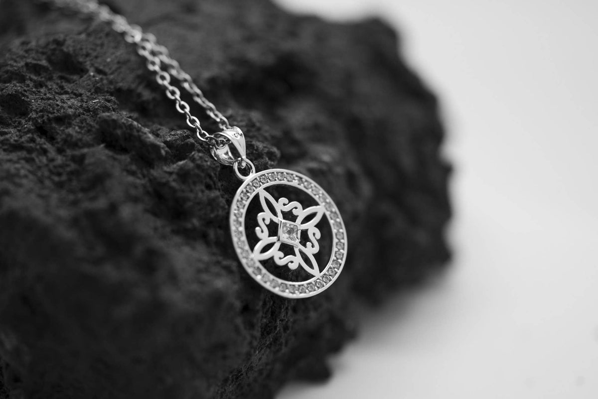 Collier Nœud de Sorcière Cercle Protecteur – Argent ou Or - GinkgoDeco