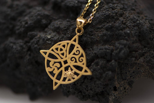 Collier Nœud de Sorcière – Talisman des Quatre Symboles Plaqué Or 18K - GinkgoDeco